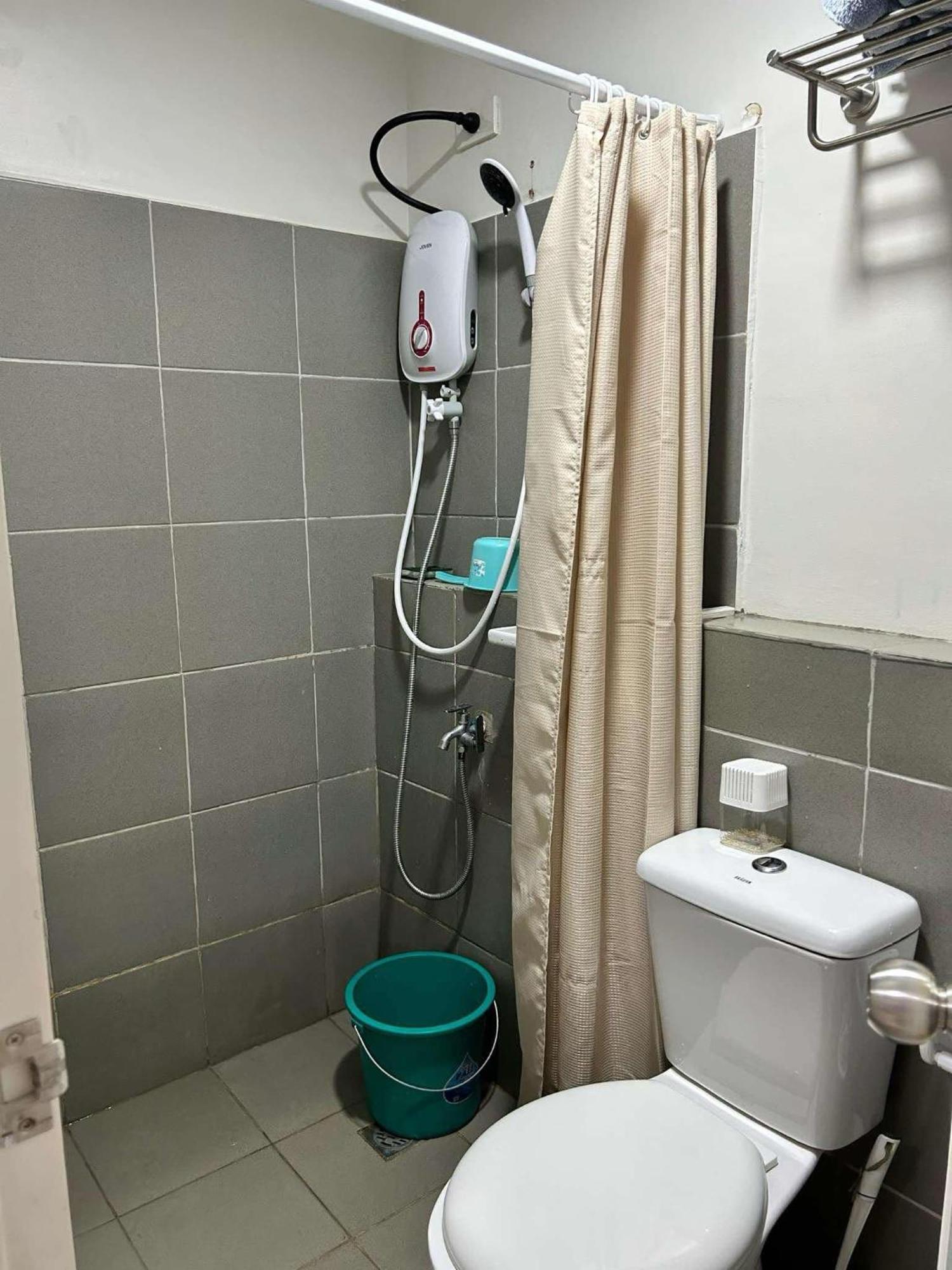 Condo Unit In Camella Manors 巴科洛德 外观 照片